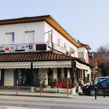 Alo Alo Albergo Casteggio Exterior photo